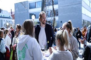 Beim Campustag im Juni lernst du unsere Studierenden und Lehrenden kennen