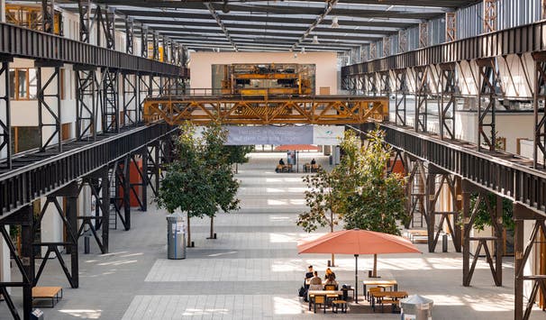 Im 70 Kilometer entfernten Lingen liegt der zweite Standort der Hochschule Osnabrück.