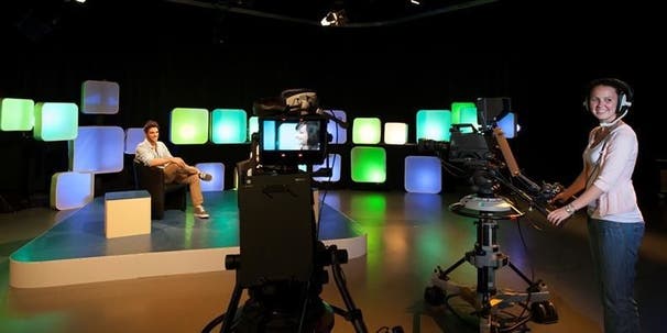 Die HdM hat ein Film- und ein Fernsehstudio auf dem neuesten Stand der Technik