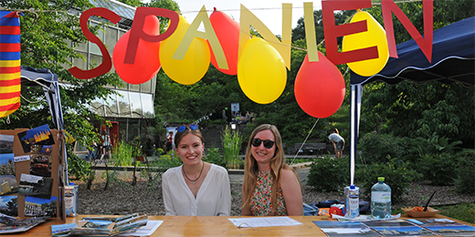 Der Internationale Abend ist ein Highlight im Campusleben. Robert Emmerich - Universität Würzburg