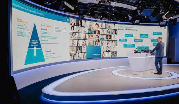 Das Digitale Live-Studium aus den hochmodernen FOM TV-Studios