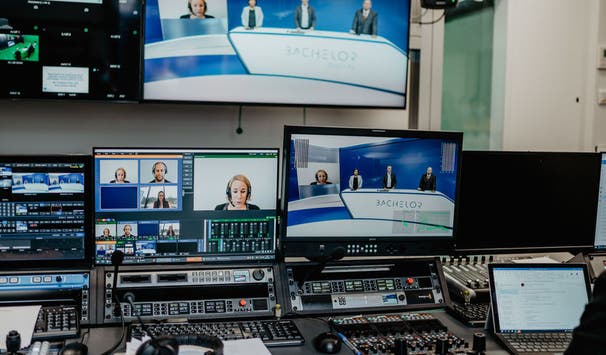 Hinter den Kulissen des Digitalen Live-Studiums