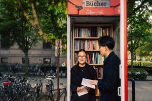 Neben der Universitätsbibliothek kannst du neue Autor*innen entdecken. Foto: Giovanna Gahrns / TU Braunschweig
