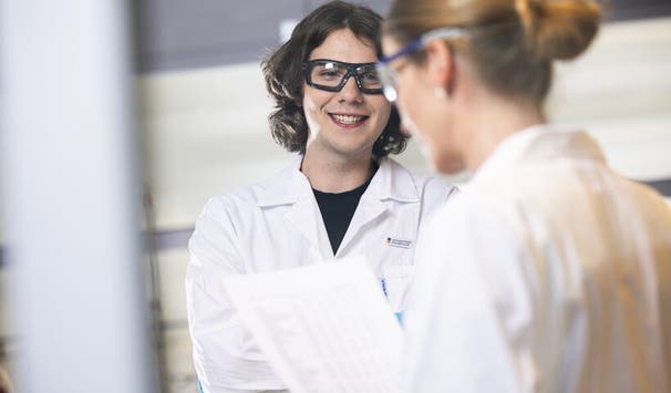 An der Uni Innsbruck wird natürlich auch geforscht, Studierende sind oft direkt beteiligt.