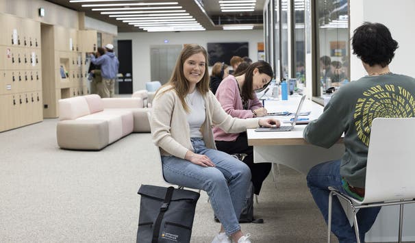 Derzeit studieren mehr als 27.000 Menschen an der Uni Innsbruck. 