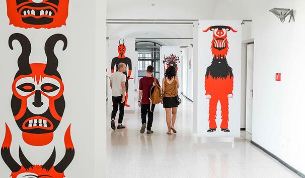 Gäste - Ospiti - Guests: Ausstellung der Semesterarbeiten des Bachelors in Design