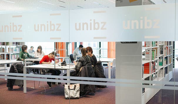 Das dreisprachige Studium (Deutsch, Englisch, Italienisch) öffnet viele Türen.