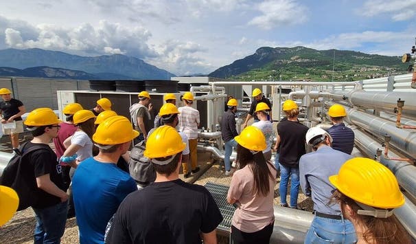 The programme combines theory and practice, which is crucial for your preparation for the job market.