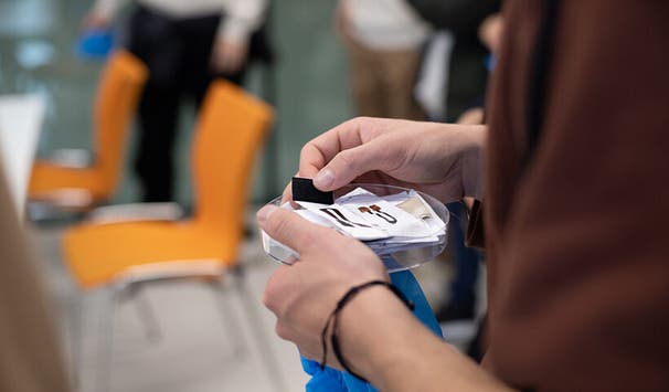 Arbeiten mit innovativen elektronischen Materialien