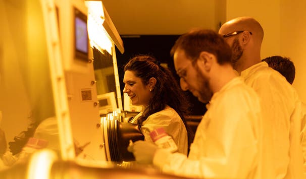 Moderne und gut ausgestattete Labors