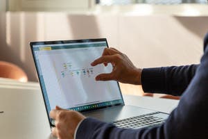 The programme is divided into two tracks: Data Analytics for Economics and Business Analytics.