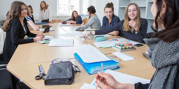 Exzellente Studienbedingungen: kleine Arbeitsgruppen und individuelle Betreuung.