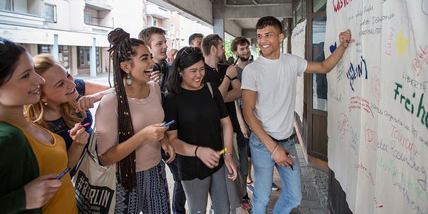 Exzellente Studienbedingungen: kleine Arbeitsgruppen und individuelle Betreuung.