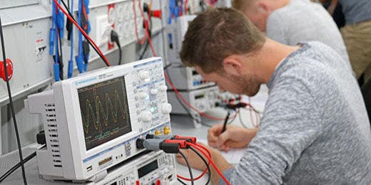 Laborpraktikum im Bereich Mess- und Regeltechnik