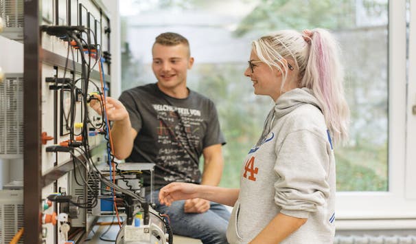 Techniklabor an der Uni Erfurt
