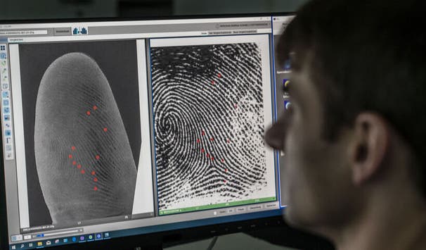 Fingerabdruck analysieren