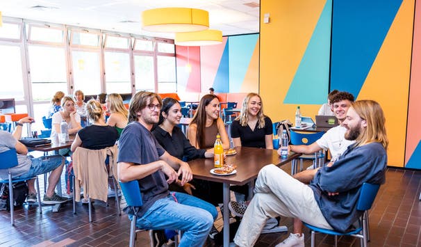 Cafeteria am Standort Heinrich-Plett-Straße (Foto: Sonja Rode)