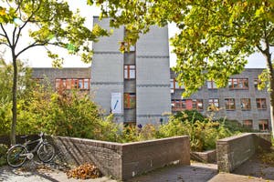 Der Fachbereich Maschinenbau am Zentralcampus Holländischer Platz. (Foto: Sonja Rode)