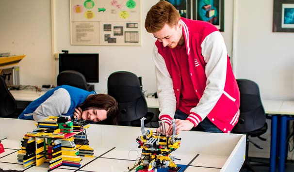 Lego-Roboter im Labor für Intelligente Systeme