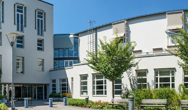 Wirtschaftswissenschaftliche Fakultät