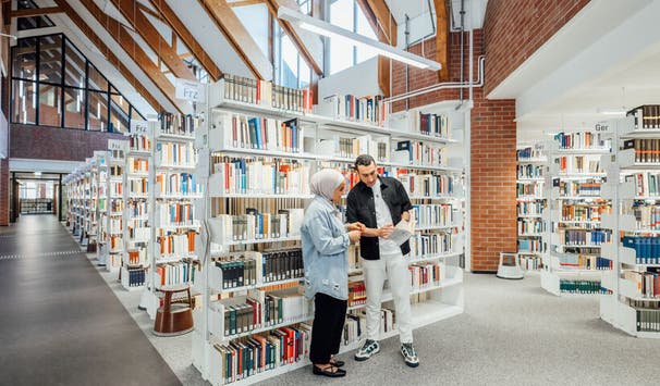 Campusbibliothek am Holländischen Platz (Foto: Milan Soremski)