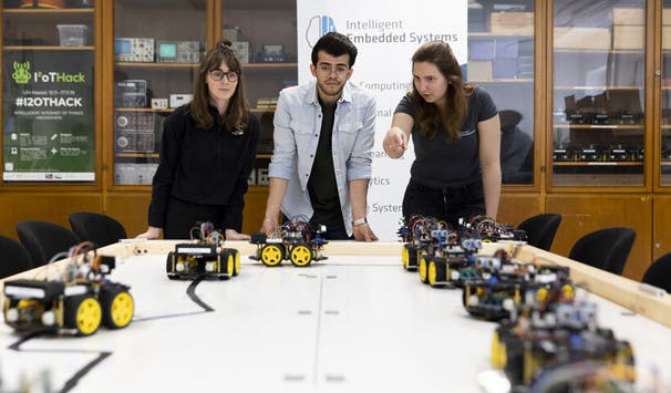 Studierende des Fachbereichs Elektrotechnik/Informatik (Foto: Sonja Rode)
