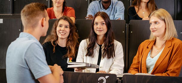 Literaturwissenschaft